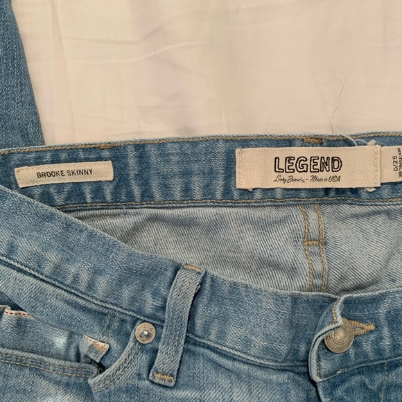 Lucky Brand light wash jeans - Picture 4 of 4